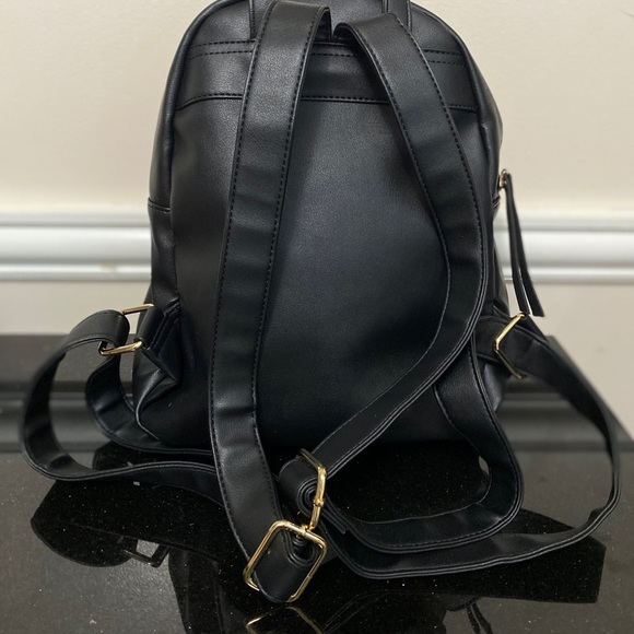 Charming Charlie patchwork backpack 🎒 - Picture 7 of 7